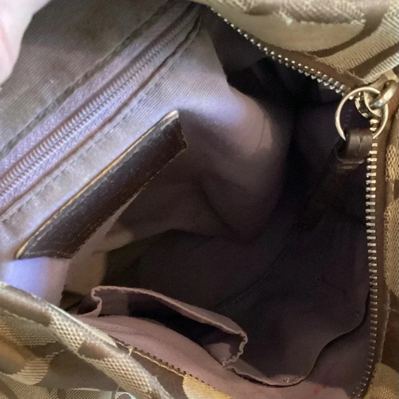 DV Black Fringe Wristlet 8” X 12”x 1/2” - Picture 3 of 5